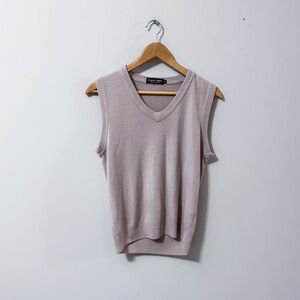 Amazon Women's Sleeveless Vest - Light Pink